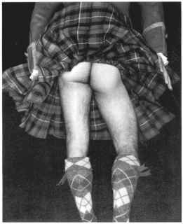 Шотландец и юбка

Нажмите для перехода к следующей картинке