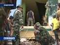 Под завалами разрушенных землетрясениями зданий в Индонезии могут находиться около трех тысяч человек