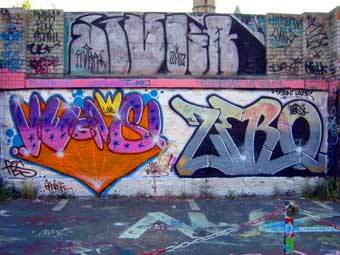      -,    graffiti.org
