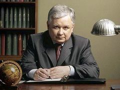 Лех Качиньский. Фото с сайта lechkaczynski.pl Лех Качиньский. Фото с сайта lechkaczynski.pl