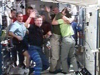  STS-122    16- .  NASA TV.  