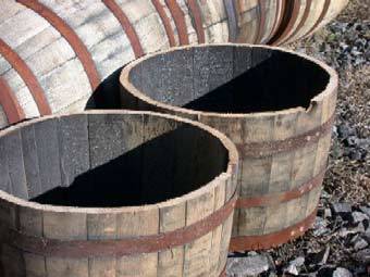     .    whiskeybarrels.com 