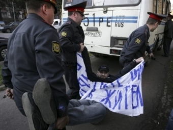  AFP   .