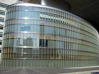 - Korea Development Bank.   Marcopolis   panoramio.com