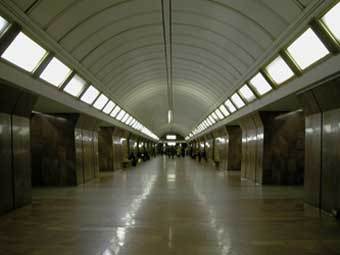   "".  Philipp Latinak   mosmetro.ru