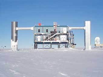    IceCube.    , Albrecht Karle