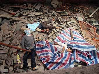  ©AFP       30 , 