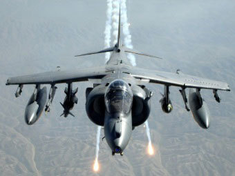  Harrier.    www.defenseindustrydaily.com