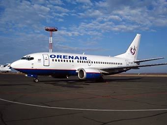Boeing-737 " ".    