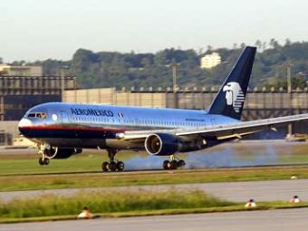 Boeing 737-800  AeroMexico.    mynetbizz.com