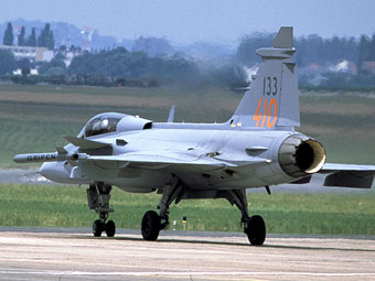  Gripen.    www.zap16.com 