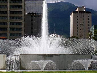   .   Deffender93 c  wikipedia.org
