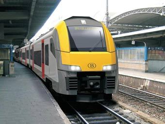  Siemens Desiro.    railway-technology.com
