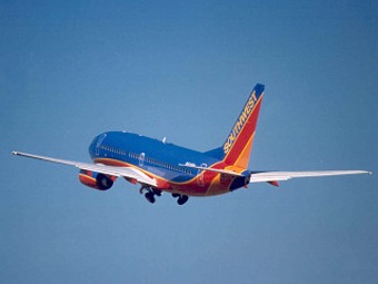 Boeing 737   Southwest Airlines.     