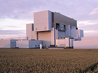  Hinkley Point.    sir-robert-mcalpine.com