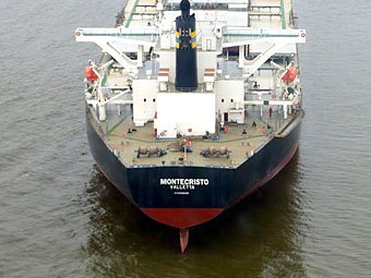  "".    marinetraffic.com