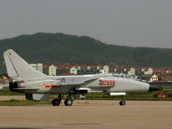 - JH-7 Flying Leopard.   Czip001  en.wikipedia.org
