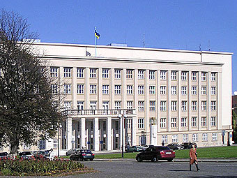     .    wikipedia.org,  Elya