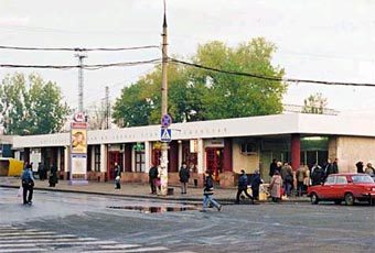   "".    Metro.ru